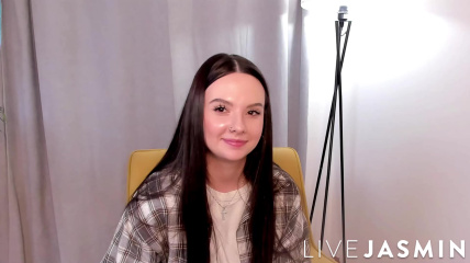 EmikoTriana EmikoTriana